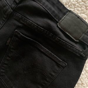 Brand New Levi’s High Rise Skinny (didn’t fit)